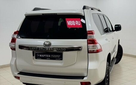 Toyota Land Cruiser Prado 150 рестайлинг 2, 2014 год, 3 490 000 рублей, 9 фотография
