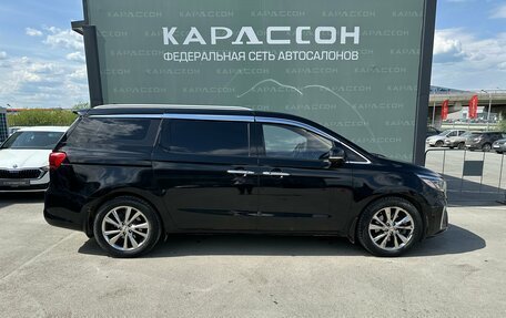 KIA Carnival III, 2019 год, 2 830 000 рублей, 4 фотография