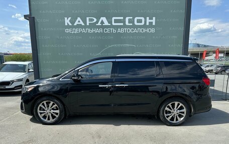 KIA Carnival III, 2019 год, 2 830 000 рублей, 3 фотография
