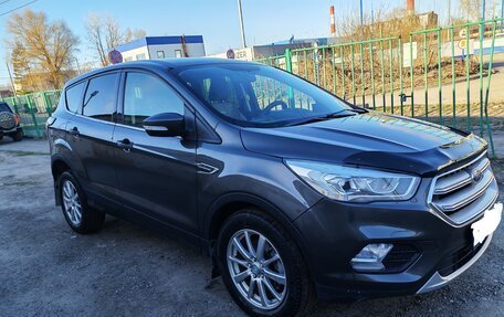 Ford Kuga III, 2017 год, 1 750 000 рублей, 3 фотография