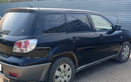 Mitsubishi Outlander III рестайлинг 3, 2004 год, 350 000 рублей, 3 фотография