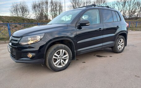 Volkswagen Tiguan I, 2011 год, 990 000 рублей, 4 фотография