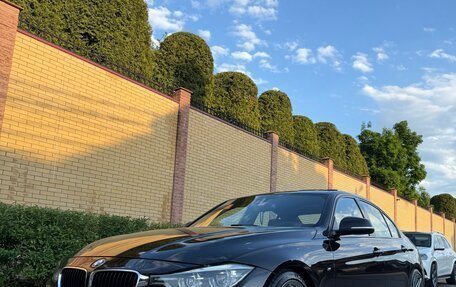 BMW 3 серия, 2017 год, 3 300 000 рублей, 4 фотография