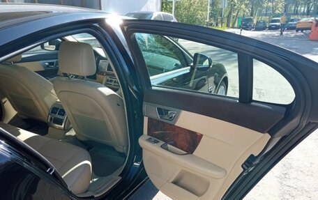 Jaguar XF I рестайлинг, 2013 год, 1 950 000 рублей, 22 фотография