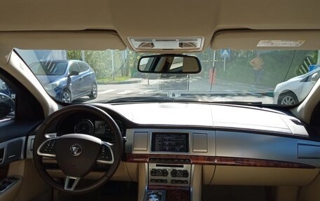 Jaguar XF I рестайлинг, 2013 год, 1 950 000 рублей, 23 фотография