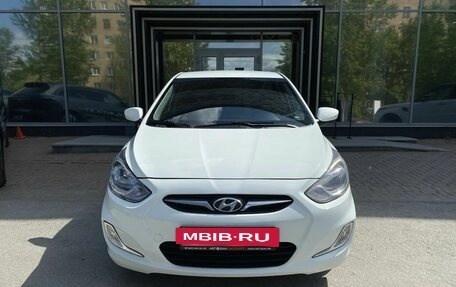 Hyundai Solaris II рестайлинг, 2011 год, 767 000 рублей, 2 фотография