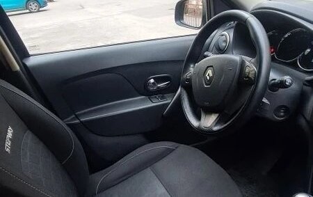 Renault Sandero II рестайлинг, 2017 год, 1 150 000 рублей, 11 фотография