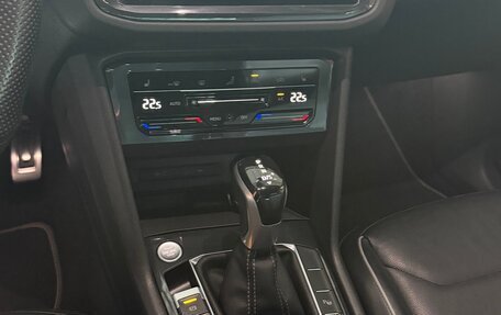 Volkswagen Tiguan II, 2021 год, 3 770 000 рублей, 13 фотография