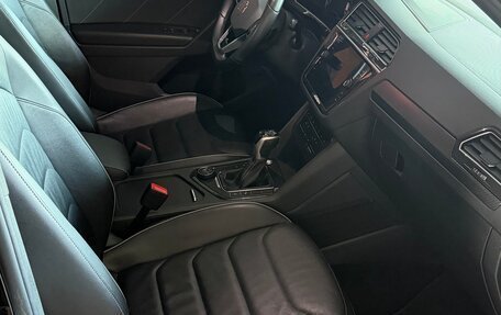 Volkswagen Tiguan II, 2021 год, 3 770 000 рублей, 14 фотография