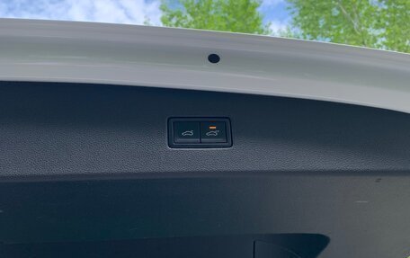Volkswagen Tiguan II, 2018 год, 3 350 000 рублей, 10 фотография