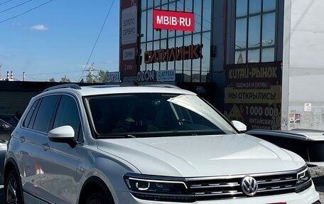 Volkswagen Tiguan II, 2018 год, 3 350 000 рублей, 2 фотография