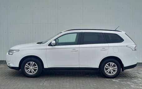 Mitsubishi Outlander III рестайлинг 3, 2014 год, 1 579 000 рублей, 7 фотография