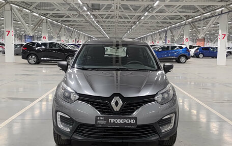 Renault Kaptur I рестайлинг, 2016 год, 1 350 000 рублей, 2 фотография