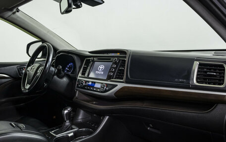 Toyota Highlander III, 2015 год, 2 799 000 рублей, 9 фотография