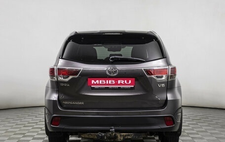 Toyota Highlander III, 2015 год, 2 799 000 рублей, 6 фотография