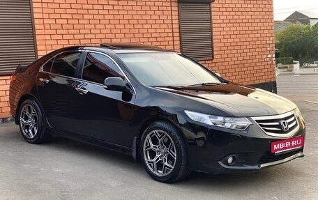 Honda Accord VIII рестайлинг, 2011 год, 1 590 000 рублей, 1 фотография