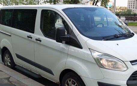 Ford Tourneo Custom I рестайлинг, 2013 год, 1 700 000 рублей, 2 фотография