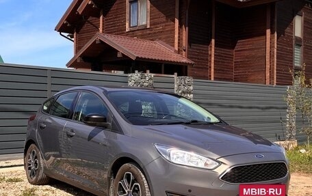 Ford Focus III, 2017 год, 930 000 рублей, 2 фотография