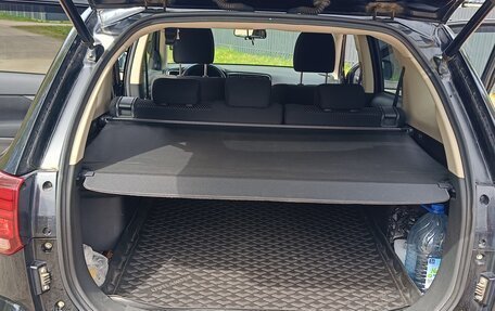 Mitsubishi Outlander III рестайлинг 3, 2017 год, 1 920 000 рублей, 8 фотография