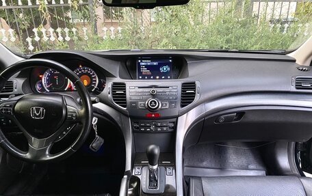Honda Accord VIII рестайлинг, 2011 год, 1 590 000 рублей, 5 фотография