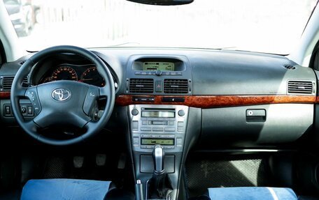 Toyota Avensis III рестайлинг, 2004 год, 599 000 рублей, 8 фотография