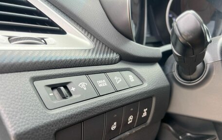 Hyundai Santa Fe III рестайлинг, 2017 год, 2 400 000 рублей, 16 фотография