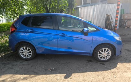 Honda Fit III, 2018 год, 1 035 000 рублей, 2 фотография