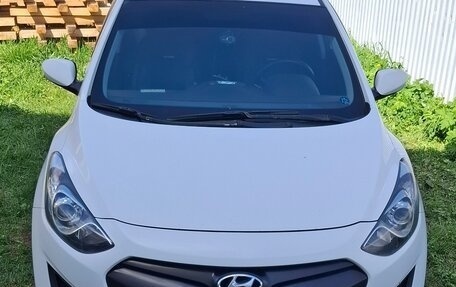 Hyundai i30 II рестайлинг, 2013 год, 850 000 рублей, 1 фотография