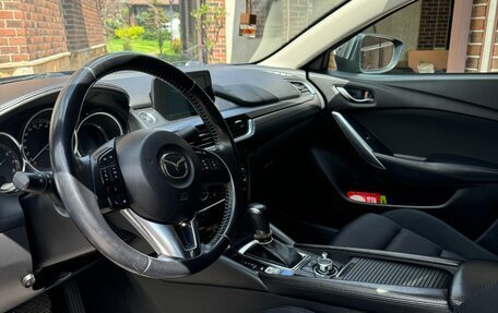 Mazda 6, 2016 год, 2 000 000 рублей, 6 фотография