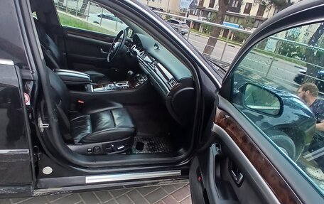 Audi A8, 2006 год, 850 000 рублей, 10 фотография