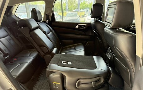 Nissan Pathfinder, 2014 год, 1 600 000 рублей, 33 фотография