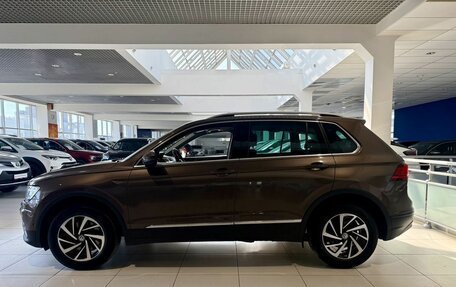 Volkswagen Tiguan II, 2018 год, 2 399 000 рублей, 5 фотография