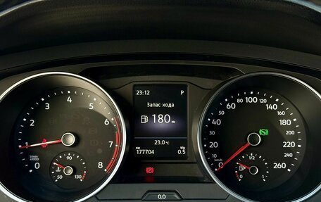 Volkswagen Tiguan II, 2018 год, 2 399 000 рублей, 14 фотография