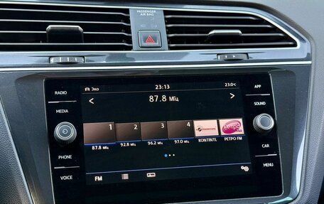 Volkswagen Tiguan II, 2018 год, 2 399 000 рублей, 20 фотография
