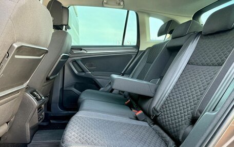Volkswagen Tiguan II, 2018 год, 2 399 000 рублей, 33 фотография