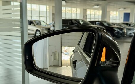 Volkswagen Tiguan II, 2018 год, 2 399 000 рублей, 37 фотография