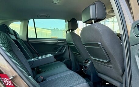 Volkswagen Tiguan II, 2018 год, 2 399 000 рублей, 35 фотография