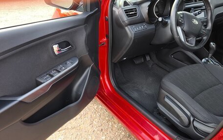 KIA Rio III рестайлинг, 2012 год, 1 100 000 рублей, 25 фотография