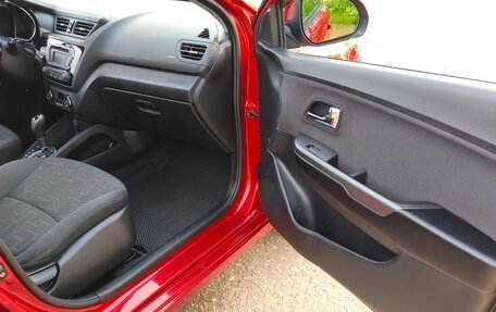 KIA Rio III рестайлинг, 2012 год, 1 100 000 рублей, 32 фотография