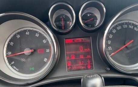 Opel Astra J, 2013 год, 750 000 рублей, 9 фотография