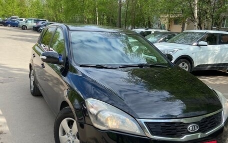 KIA cee'd I рестайлинг, 2010 год, 590 000 рублей, 3 фотография