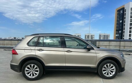 Volkswagen Tiguan II, 2018 год, 2 220 000 рублей, 9 фотография
