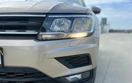 Volkswagen Tiguan II, 2018 год, 2 220 000 рублей, 12 фотография