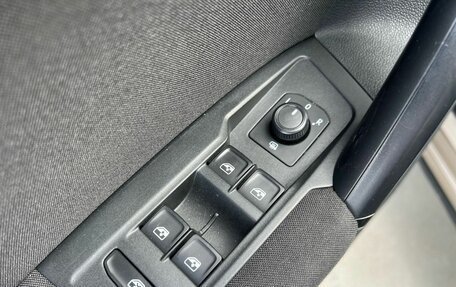 Volkswagen Tiguan II, 2018 год, 2 220 000 рублей, 15 фотография