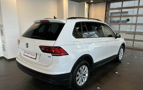 Volkswagen Tiguan II, 2017 год, 1 850 000 рублей, 3 фотография
