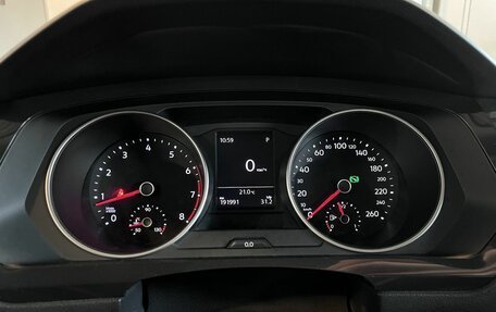 Volkswagen Tiguan II, 2017 год, 1 850 000 рублей, 11 фотография