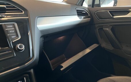 Volkswagen Tiguan II, 2017 год, 1 850 000 рублей, 30 фотография