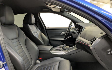 BMW 3 серия, 2021 год, 4 600 000 рублей, 24 фотография