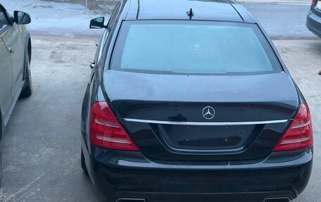 Mercedes-Benz S-Класс, 2012 год, 990 000 рублей, 2 фотография