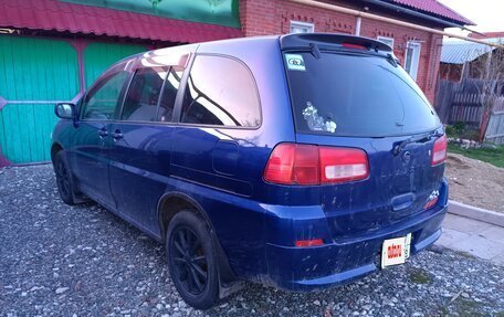Nissan Liberty, 2001 год, 555 000 рублей, 2 фотография